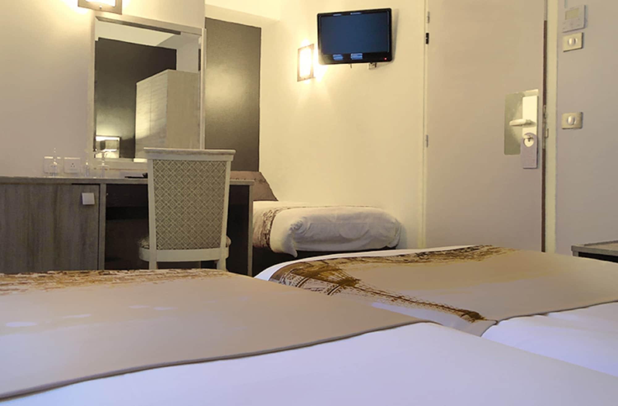 פריז Hotel Derby Eiffel מראה חיצוני תמונה